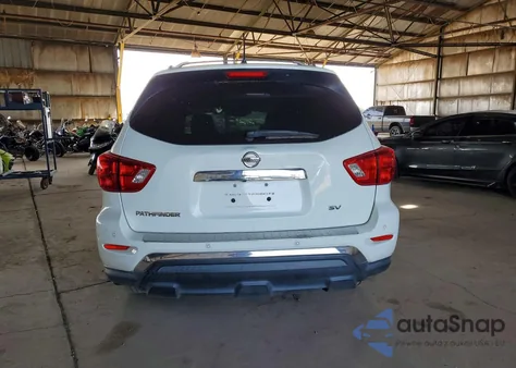 2018 Nissan Pathfinder Sv z USA, uszkodzony, nr VIN 5N1DR2MN4JC618751